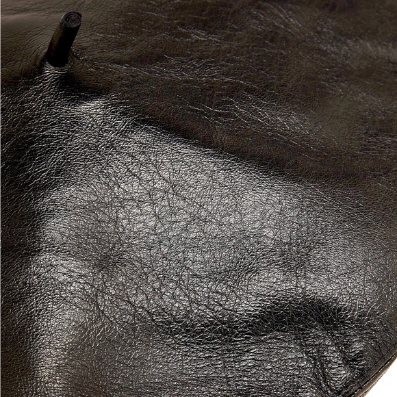 LEATHER BERET - Picture 2 of 5